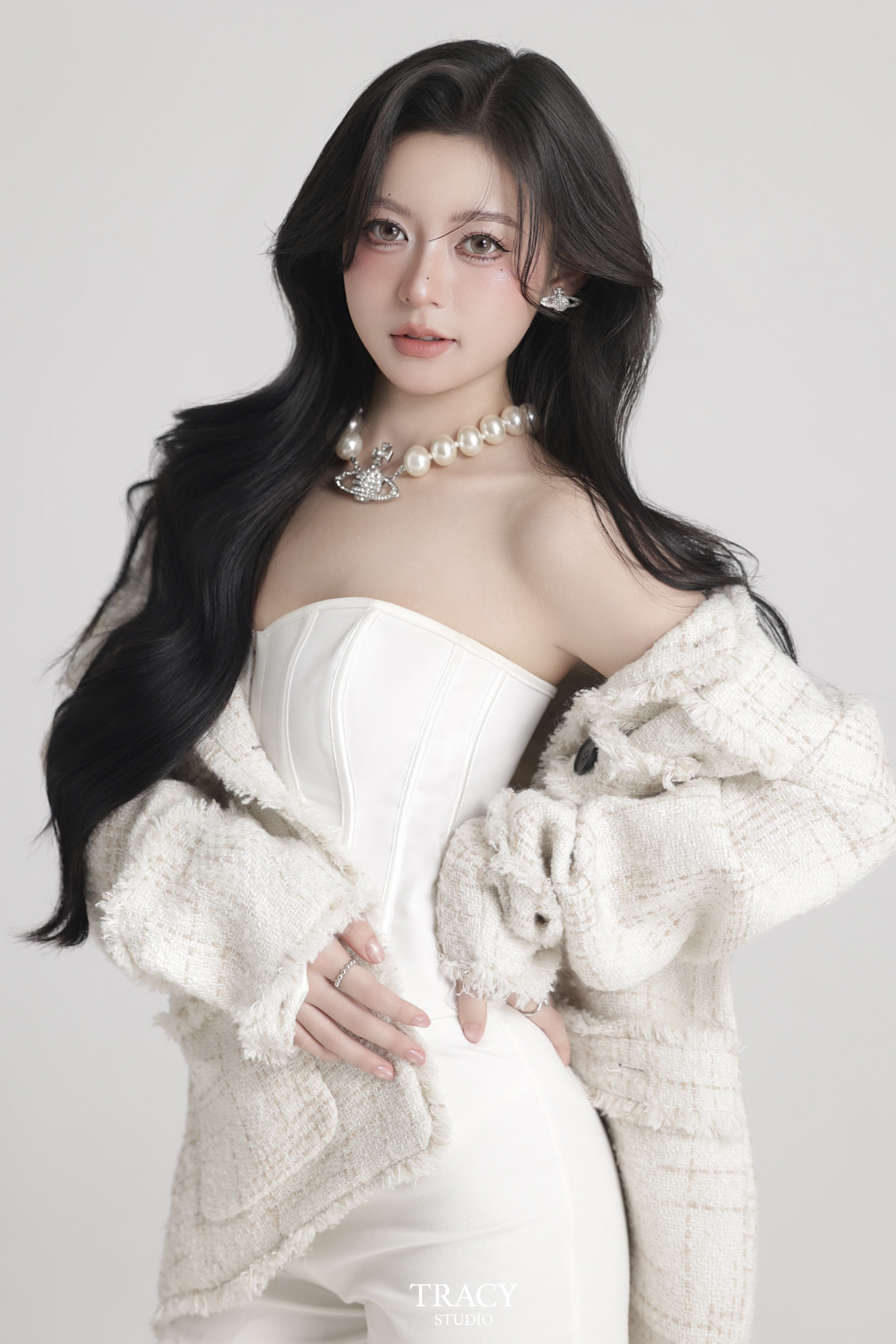 frontend/img/gallery/concept-cool-ngau-slay/tracy-studio-chup-concept-slay-trang-thu-tran (1).jpg